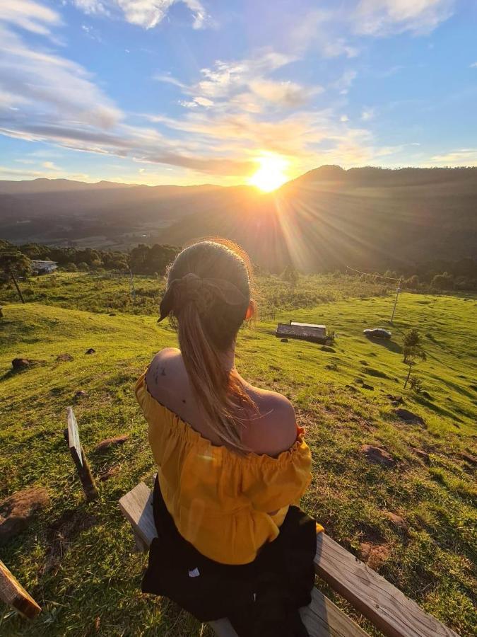 Ap. Shalom. Pousada Colina Dos Ventos Urubici Bagian luar foto